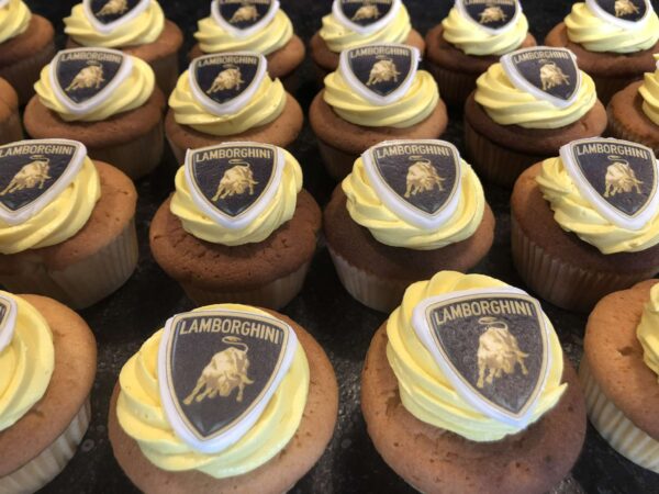 Mini chcocolade cupcake met foto