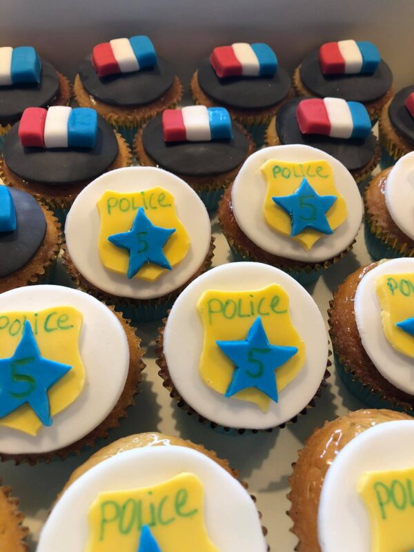 Chocolade cupcake + decoratie - Afbeelding 3